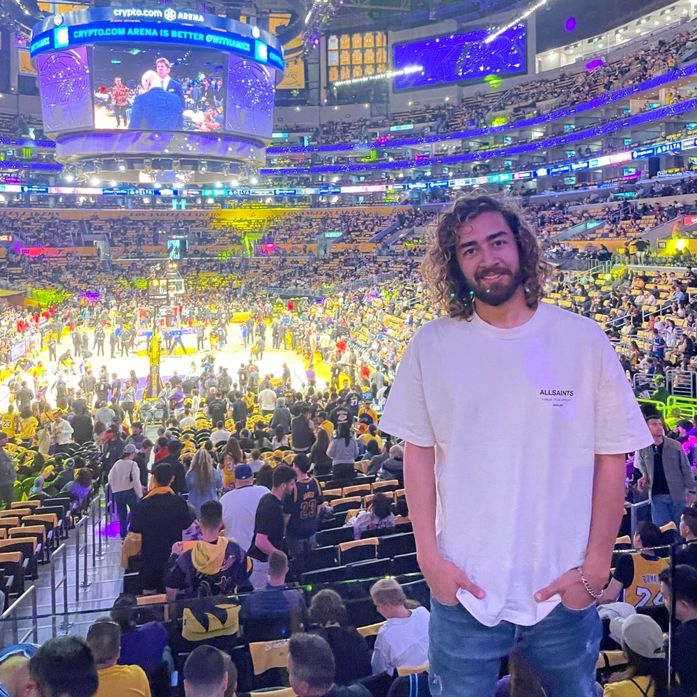 Meet your Posher, Eiman